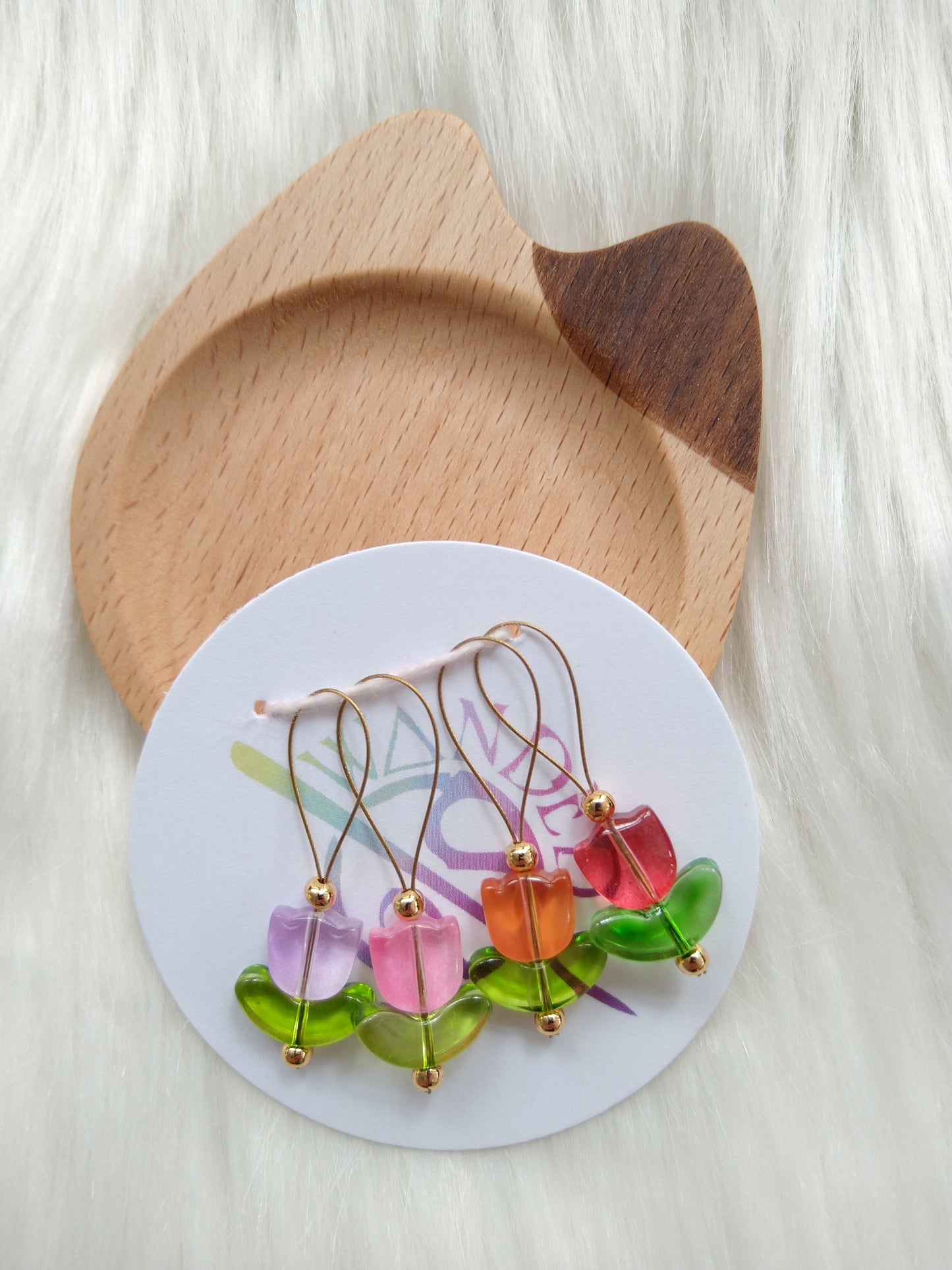 Stitch Markers - Tulips, set of 4 (gold wire)