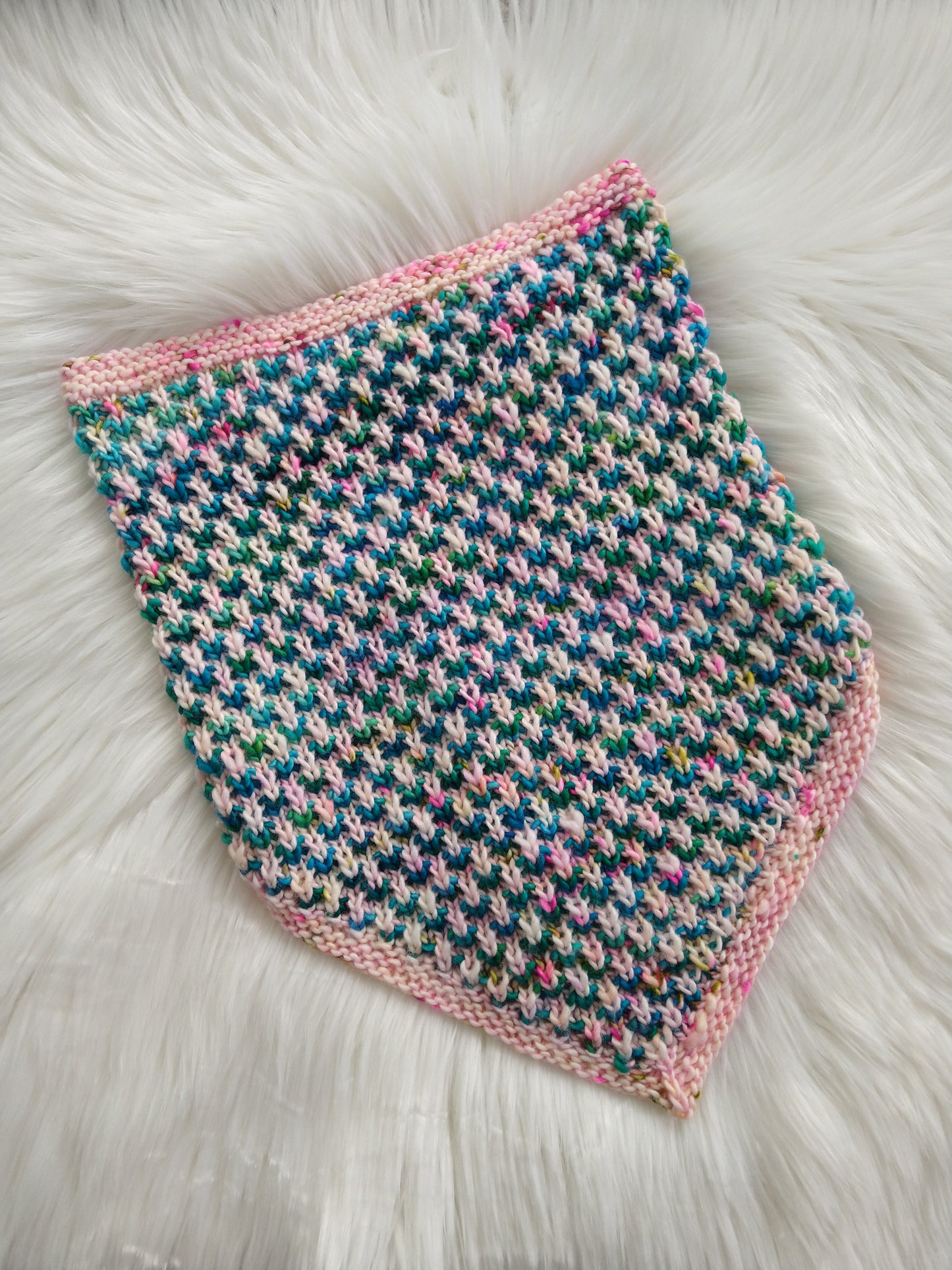 Quibbler Bandana Cowl Knitting Pattern