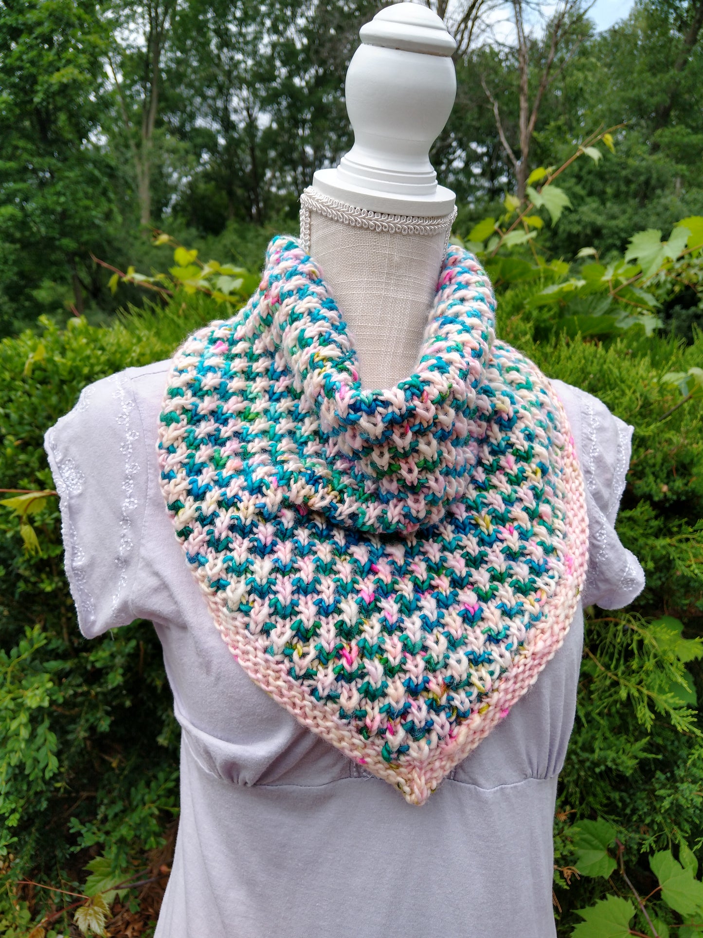 Quibbler Bandana Cowl Knitting Pattern