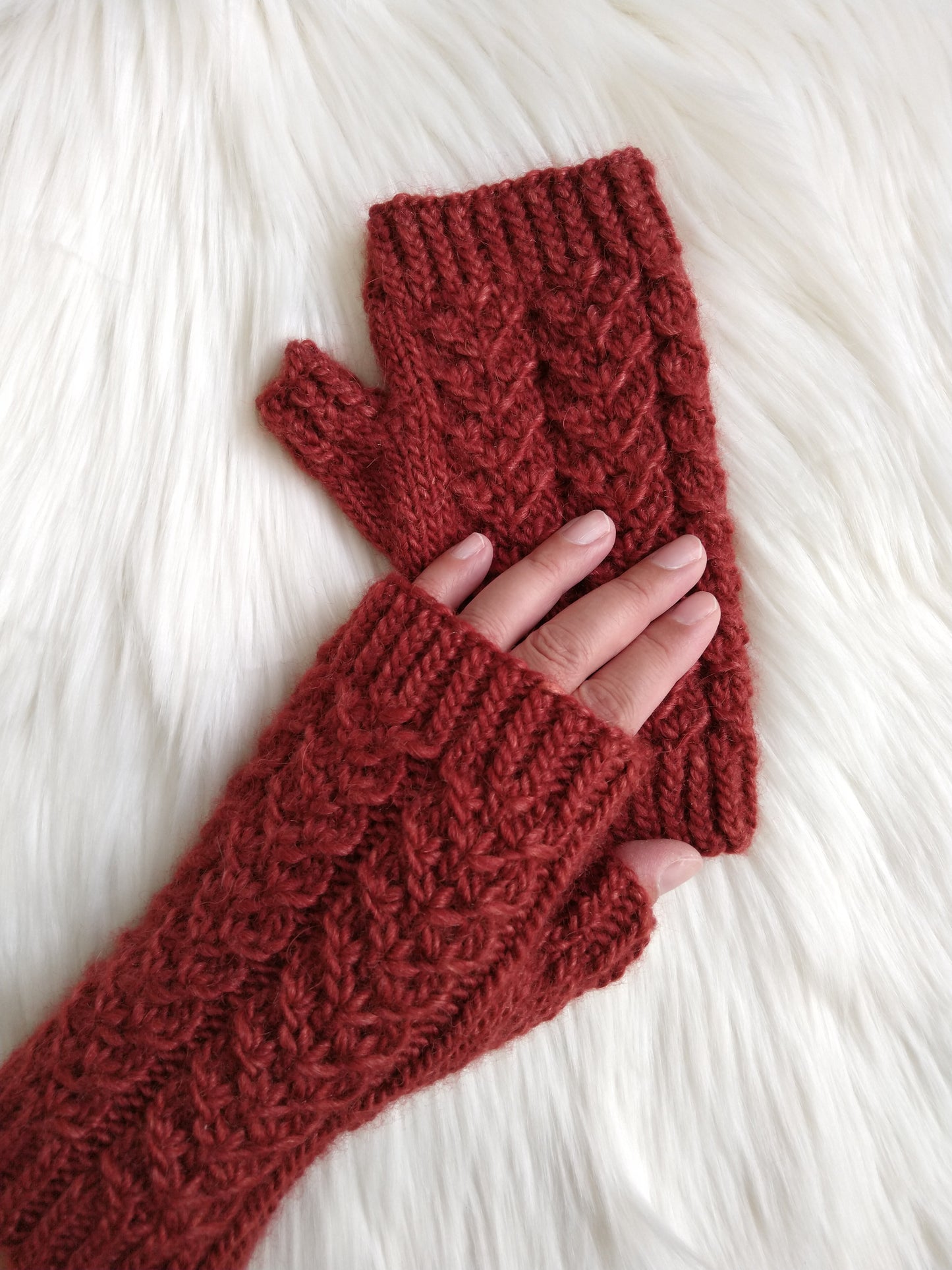 Gabrielle Mitts Knitting Pattern