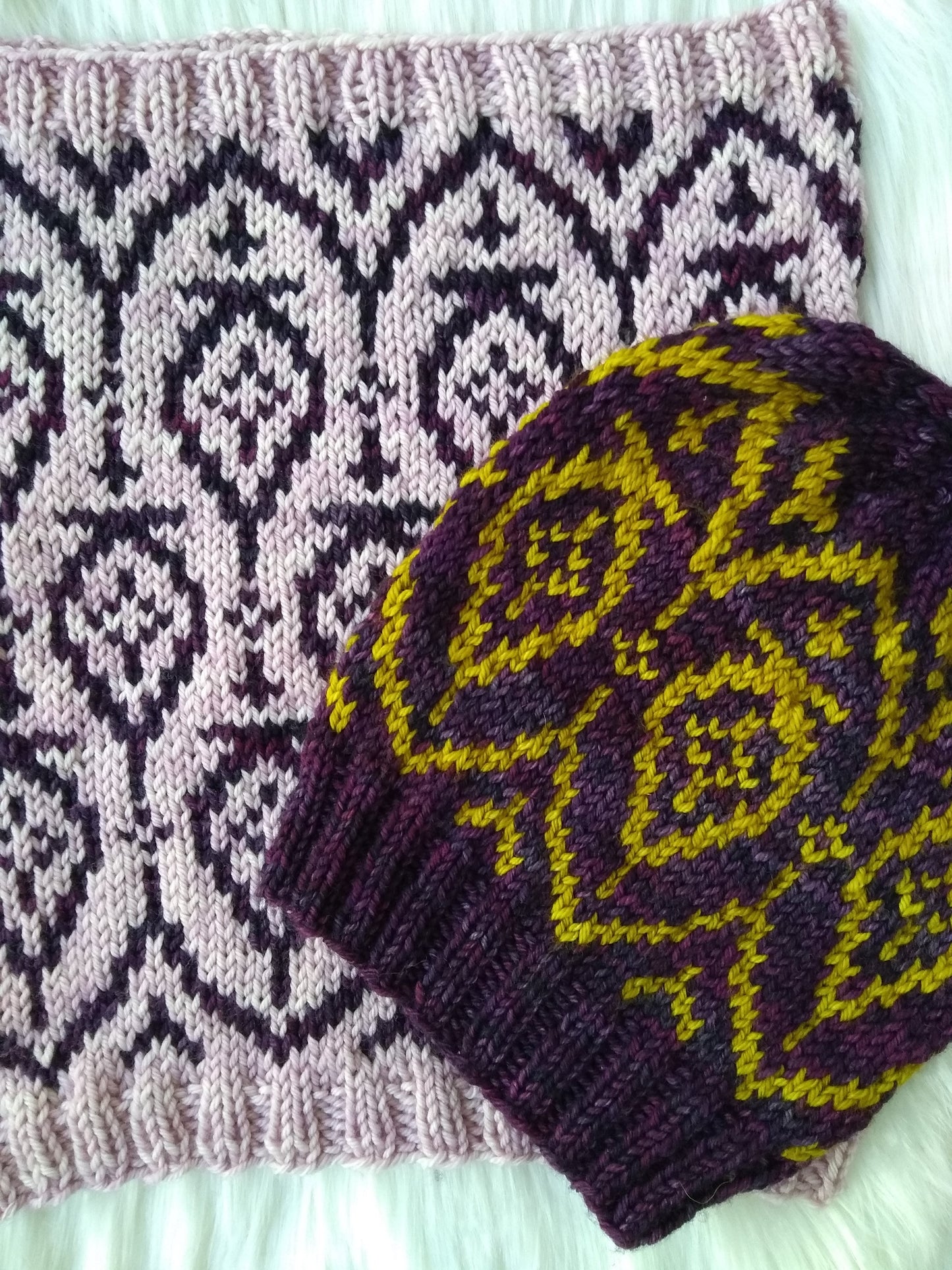 Liquid Luck Cowl Knitting Pattern