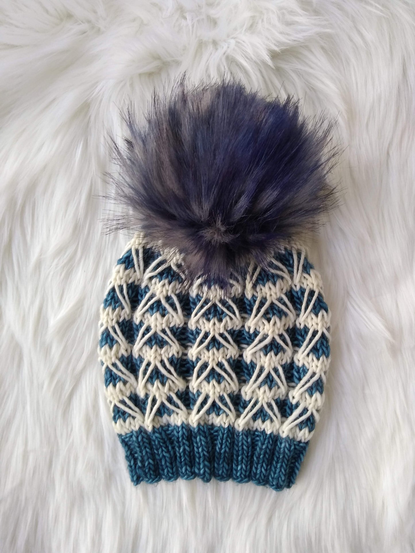 Horntail Beanie Knitting Pattern