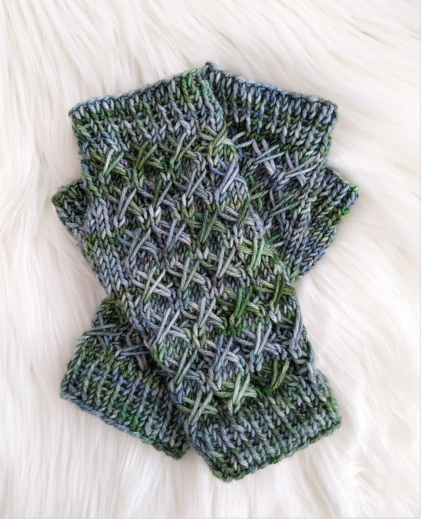 Unbreakable Vow Mitts Knitting Pattern