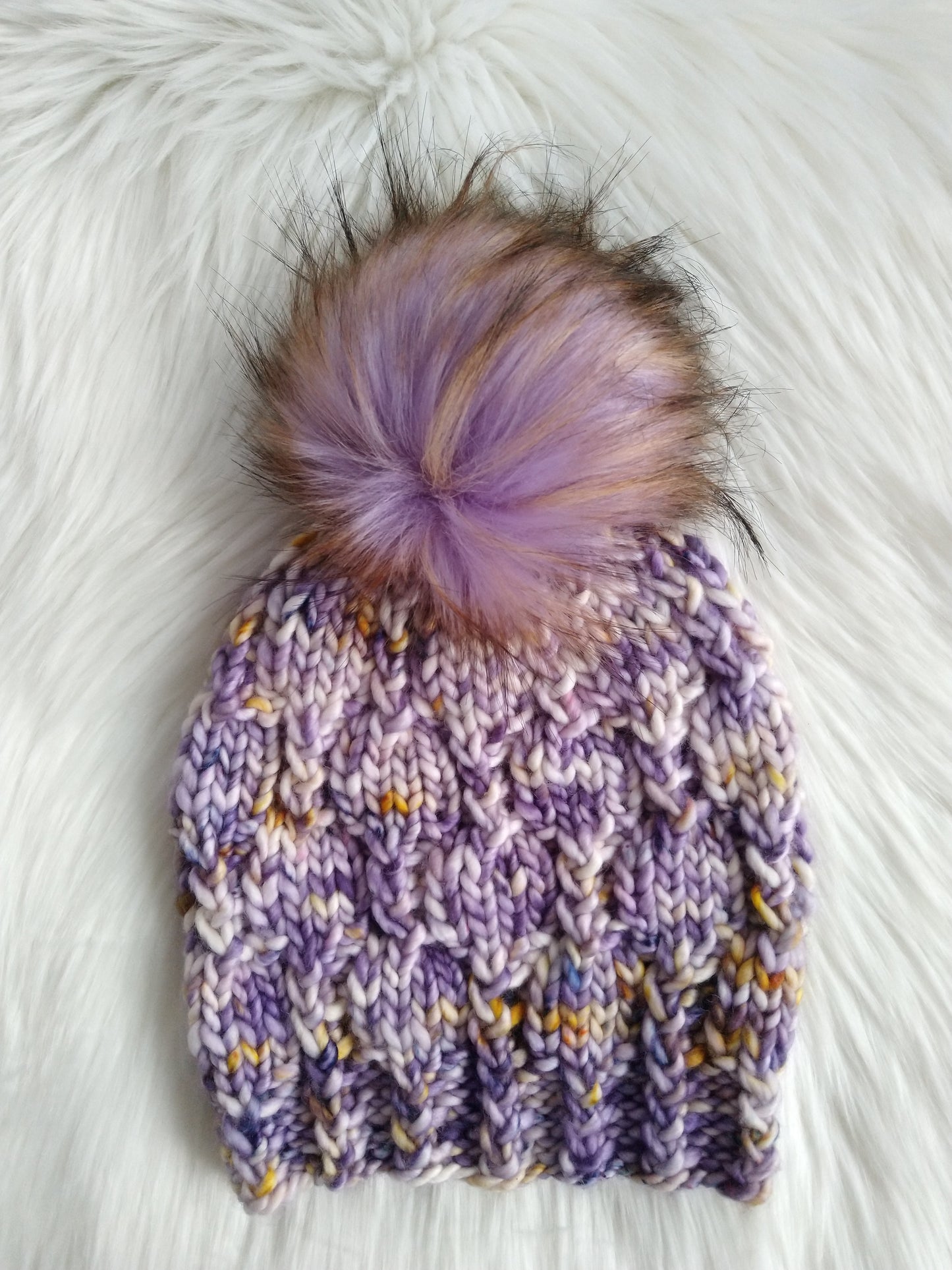 Dirigible Plum Hat Knitting Pattern