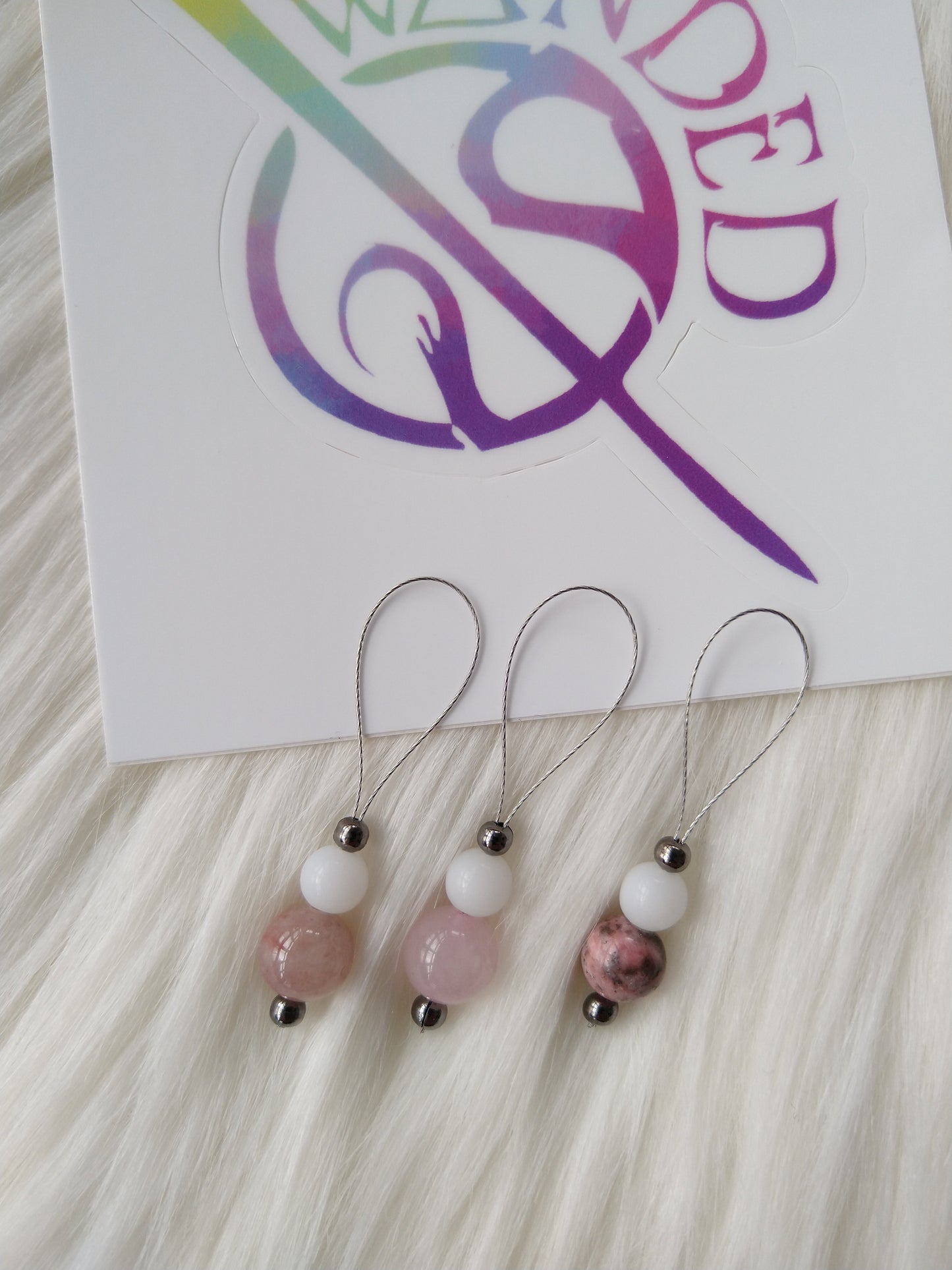 Stitch Markers - pink stones, set of 3 (mixed)