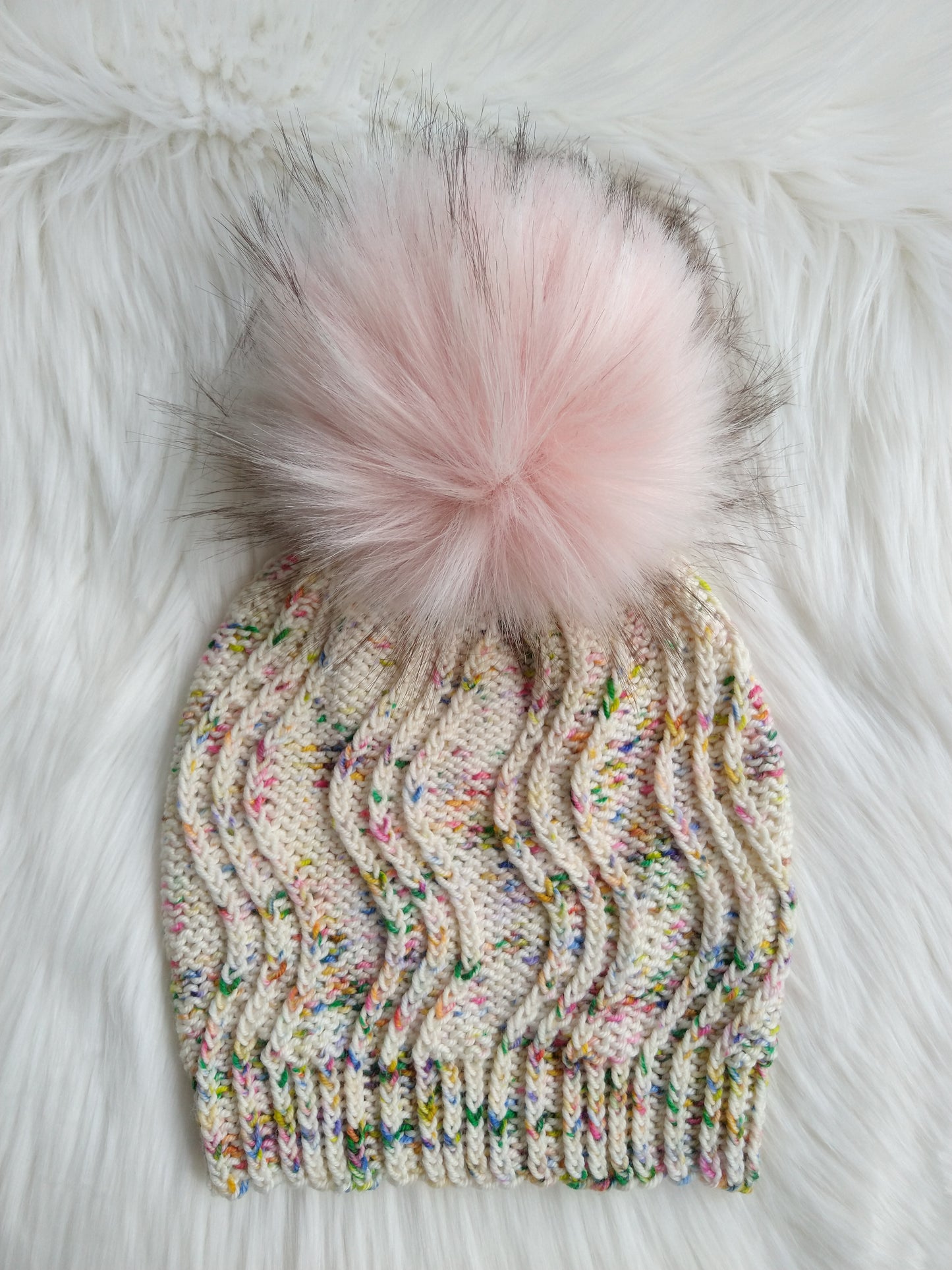 Whizzbees Beanie Knitting Pattern