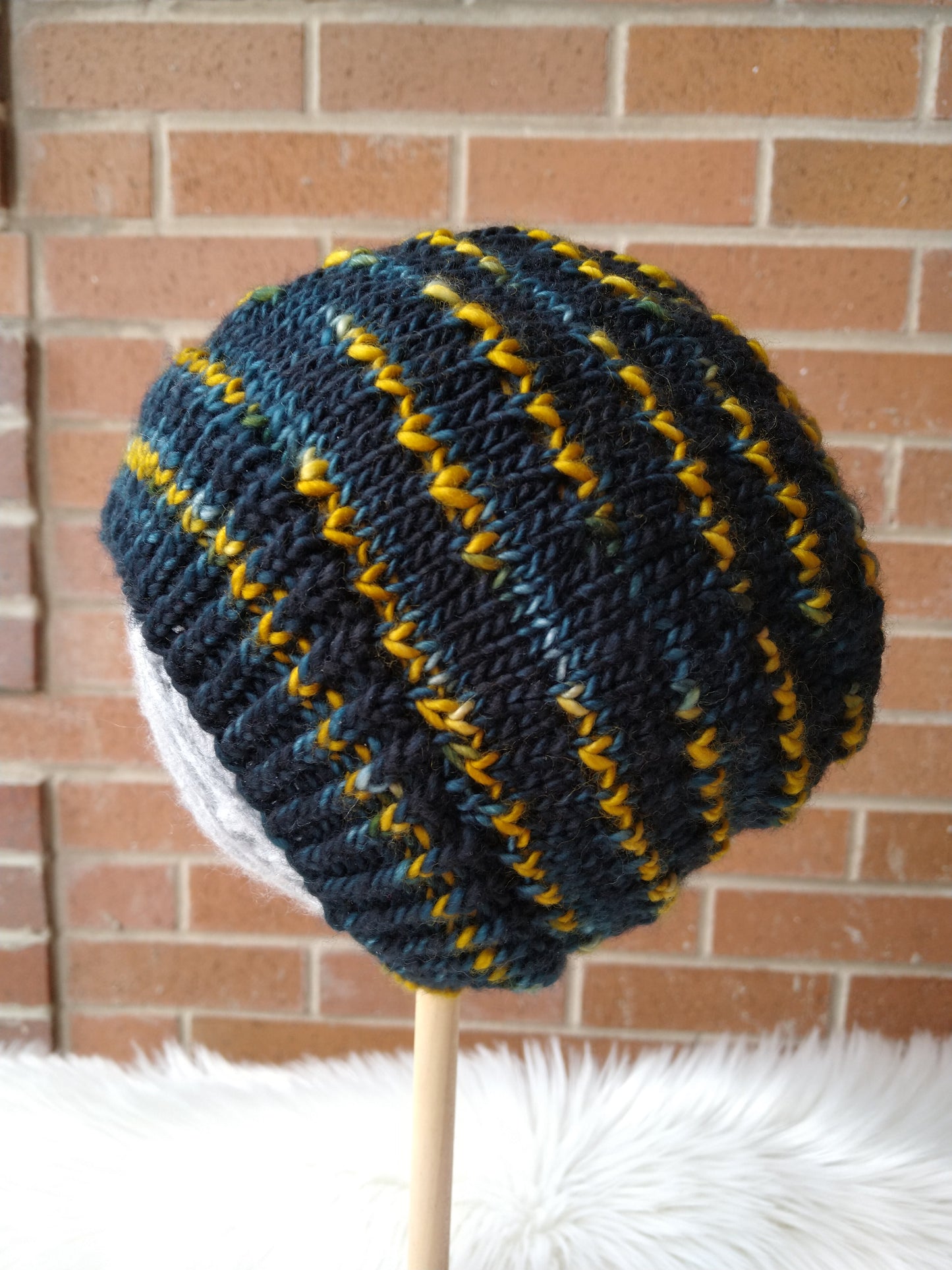 Splinched Beanie & Cowl Knitting Pattern