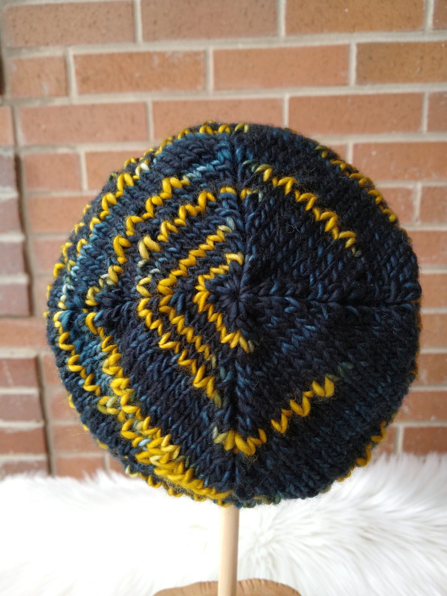 Splinched Beanie & Cowl Knitting Pattern