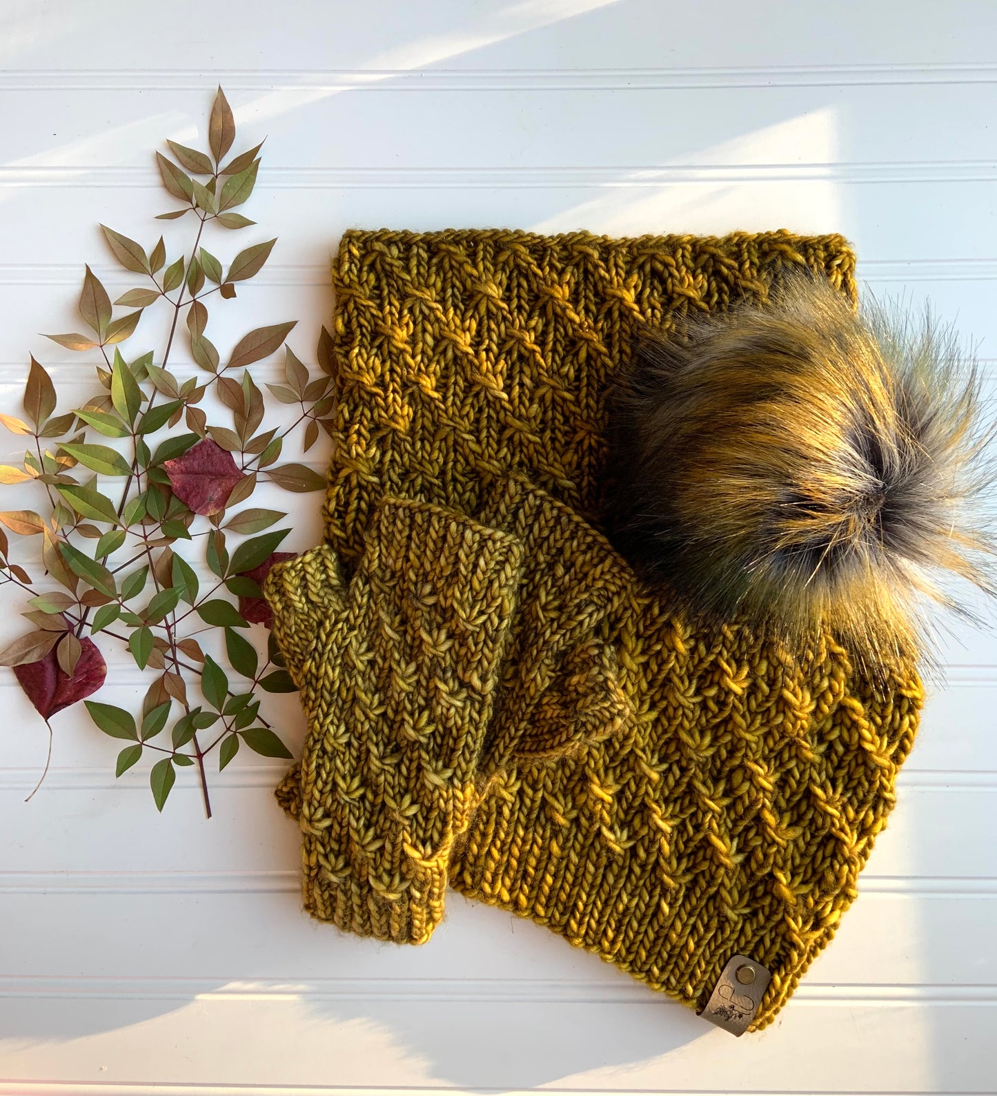 Granger Mitts Knitting Pattern