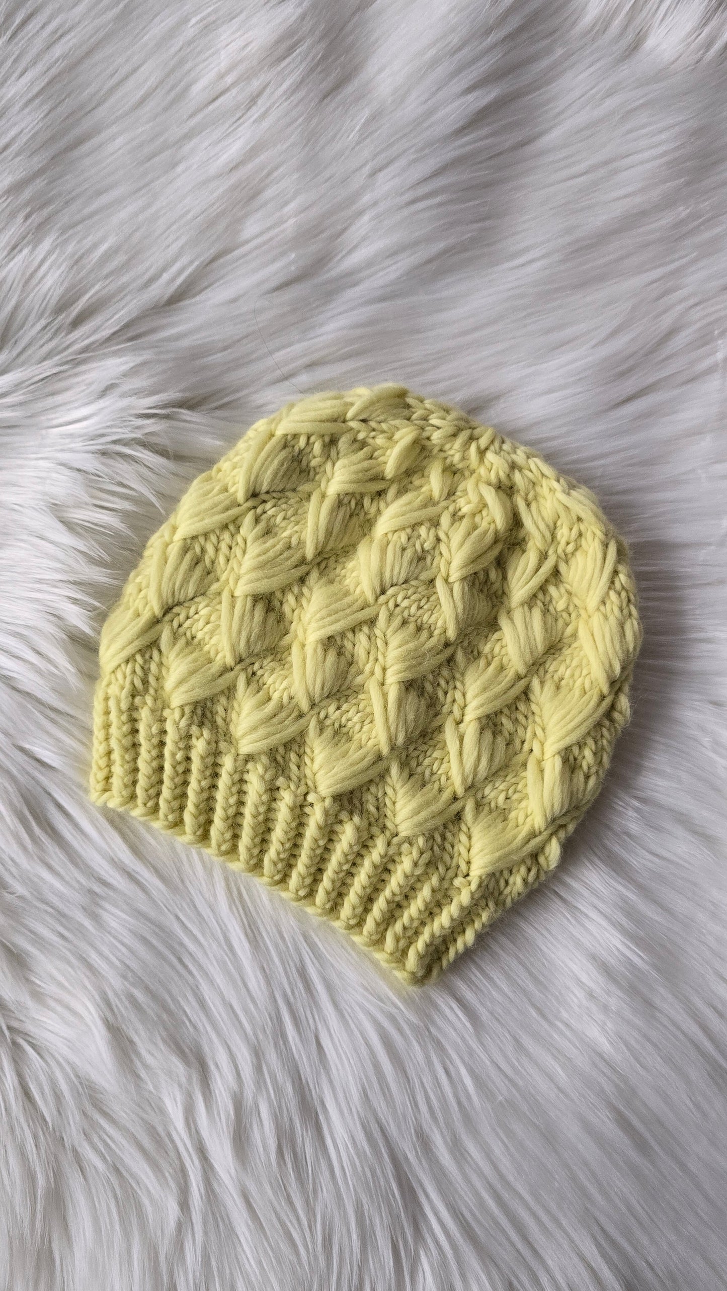 Feathertail Hat Knitting Pattern