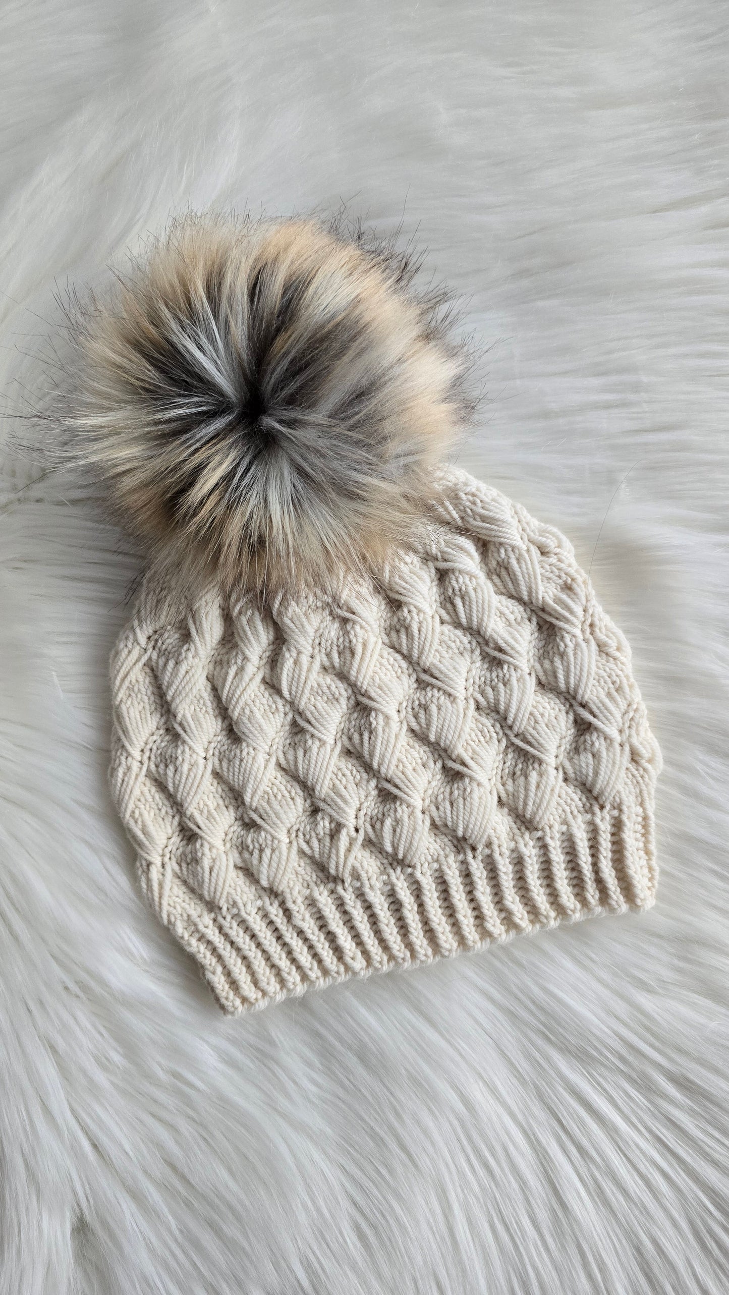 Feathertail Hat Knitting Pattern