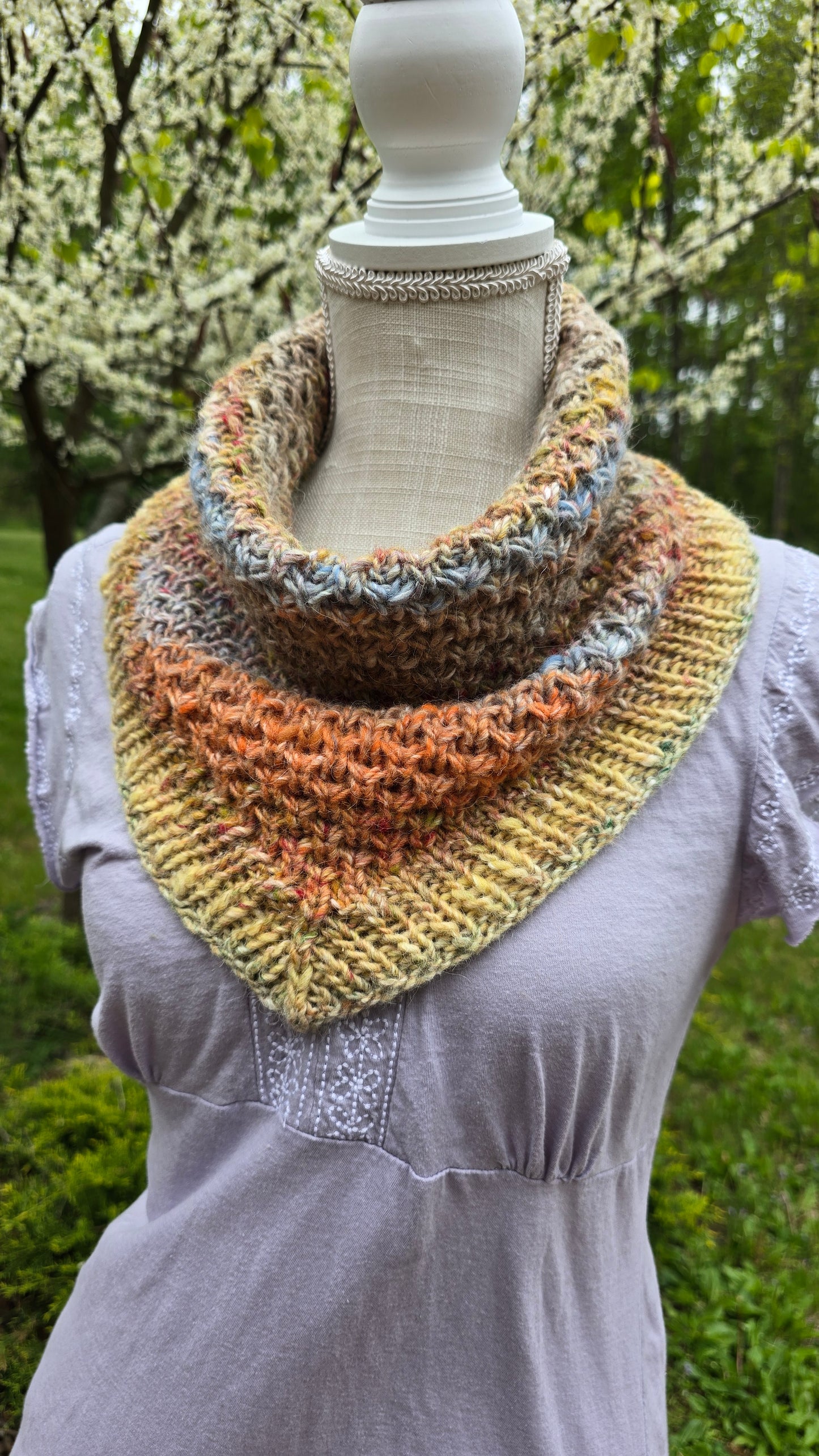 Flamefall (Bandana Cowl) Knitting Pattern