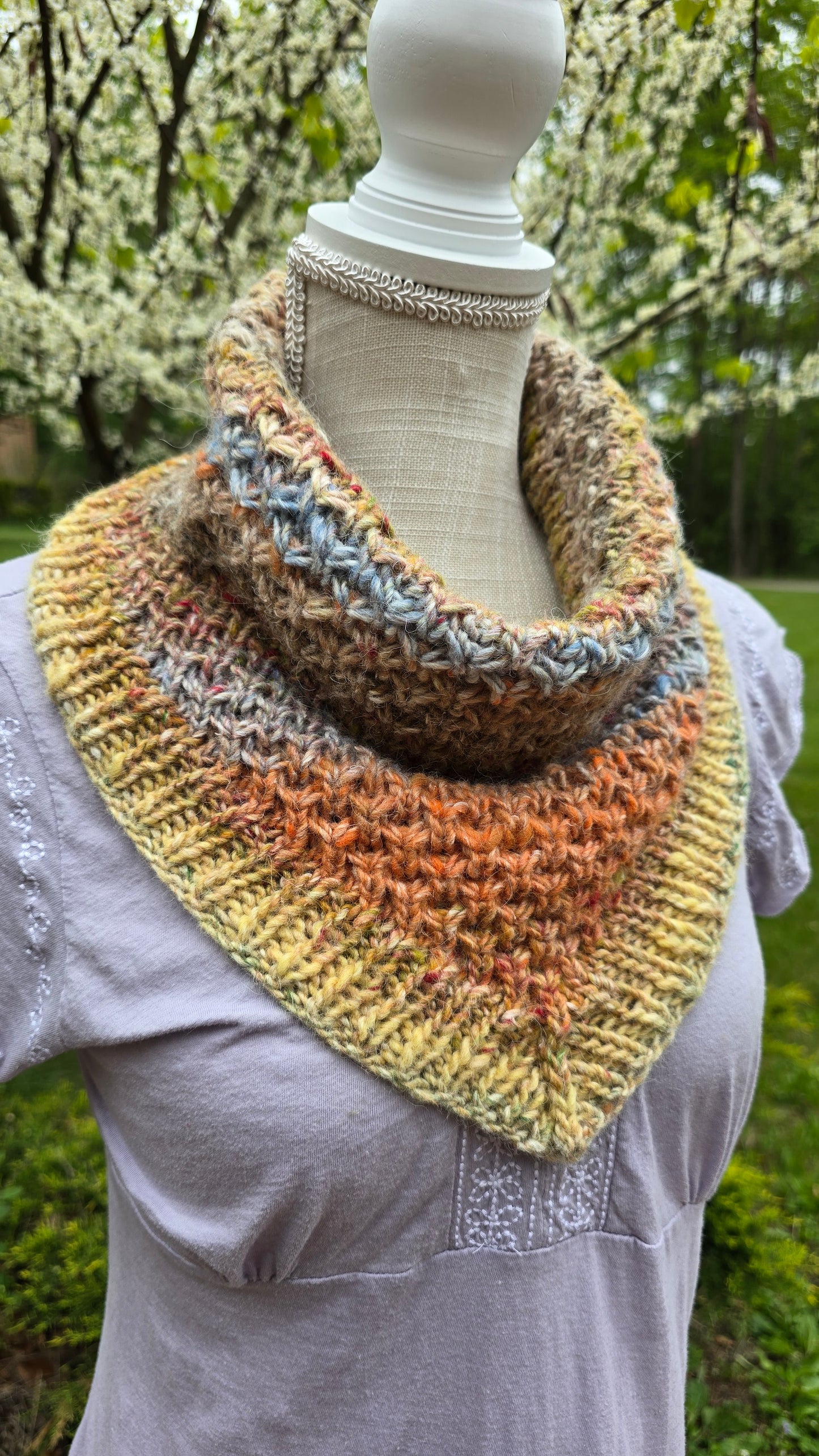 Flamefall (Bandana Cowl) Knitting Pattern