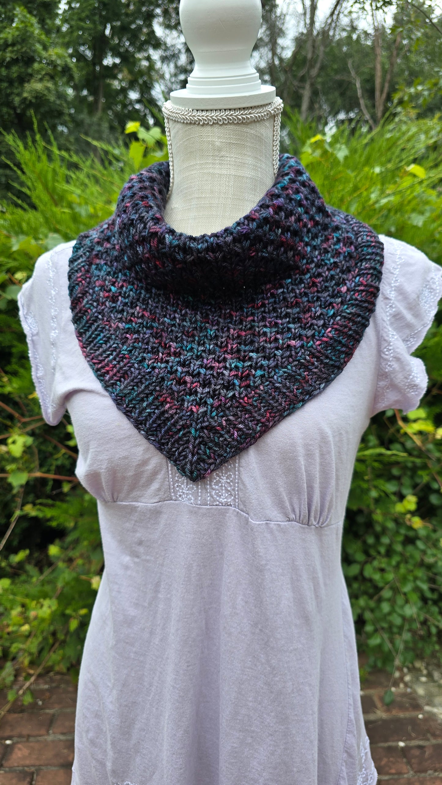 Flamefall (Bandana Cowl) Knitting Pattern