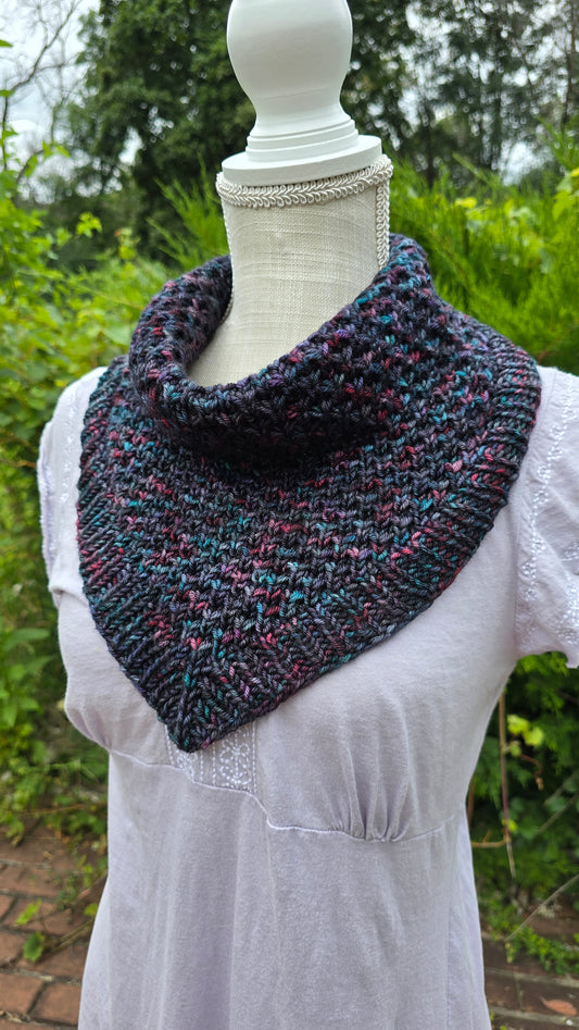 Flamefall (Bandana Cowl) Knitting Pattern