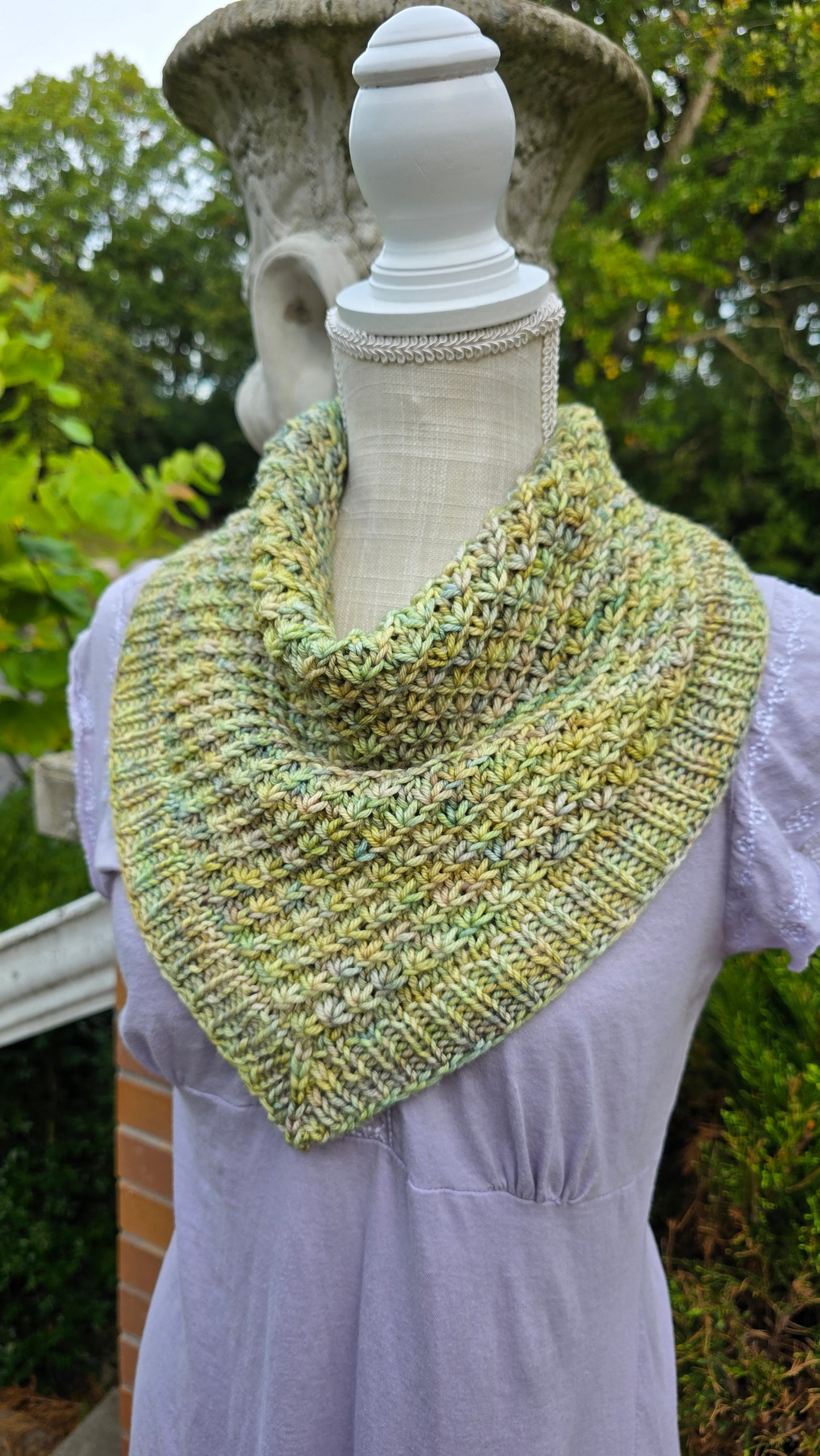 Starsong (Bandana Cowl) Knitting Pattern