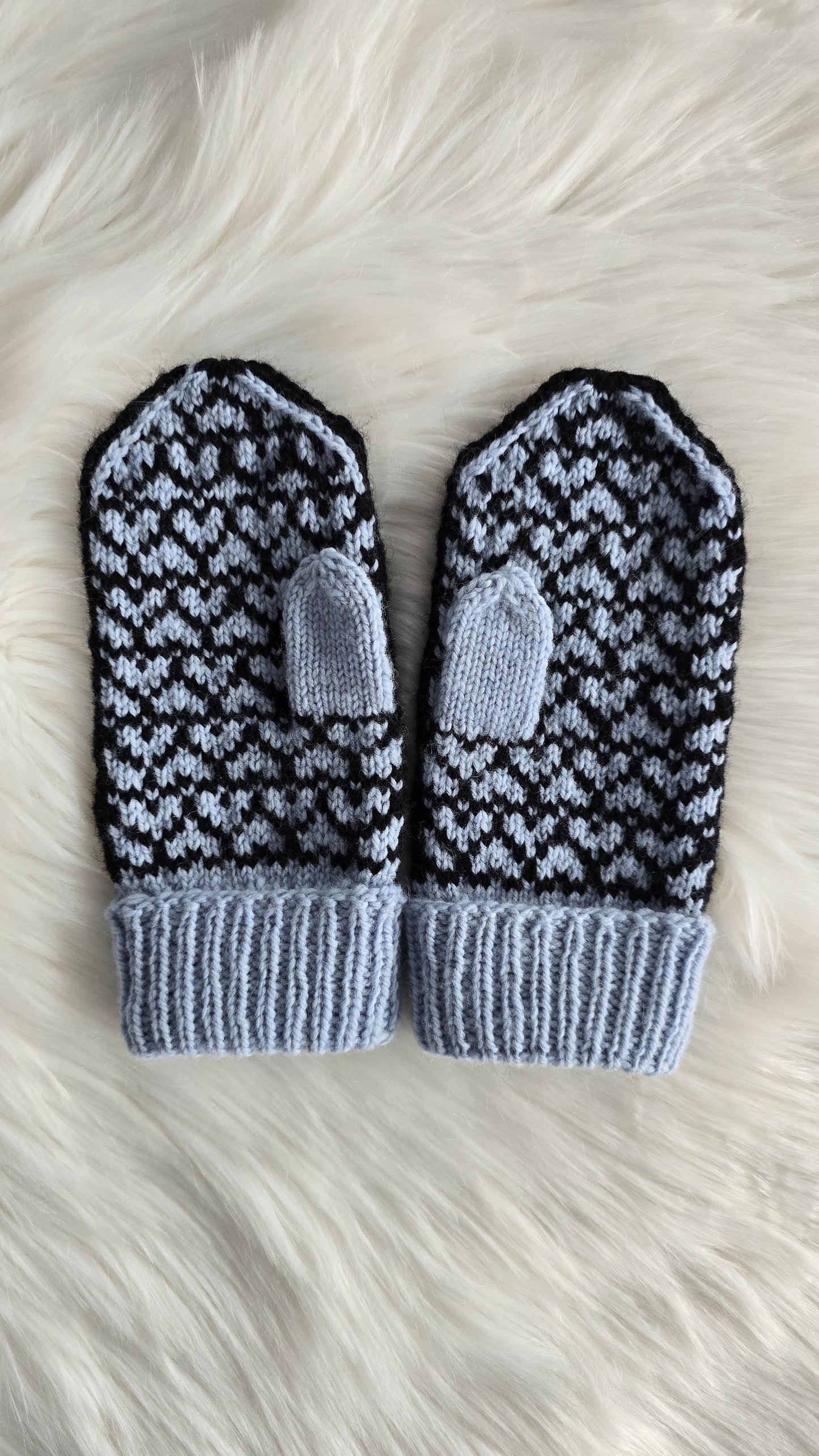 Wholehearted Mittens Knitting Pattern