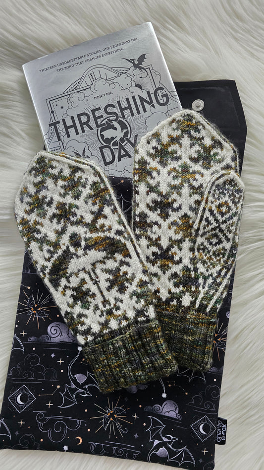 Death Wing Mittens Knitting Pattern