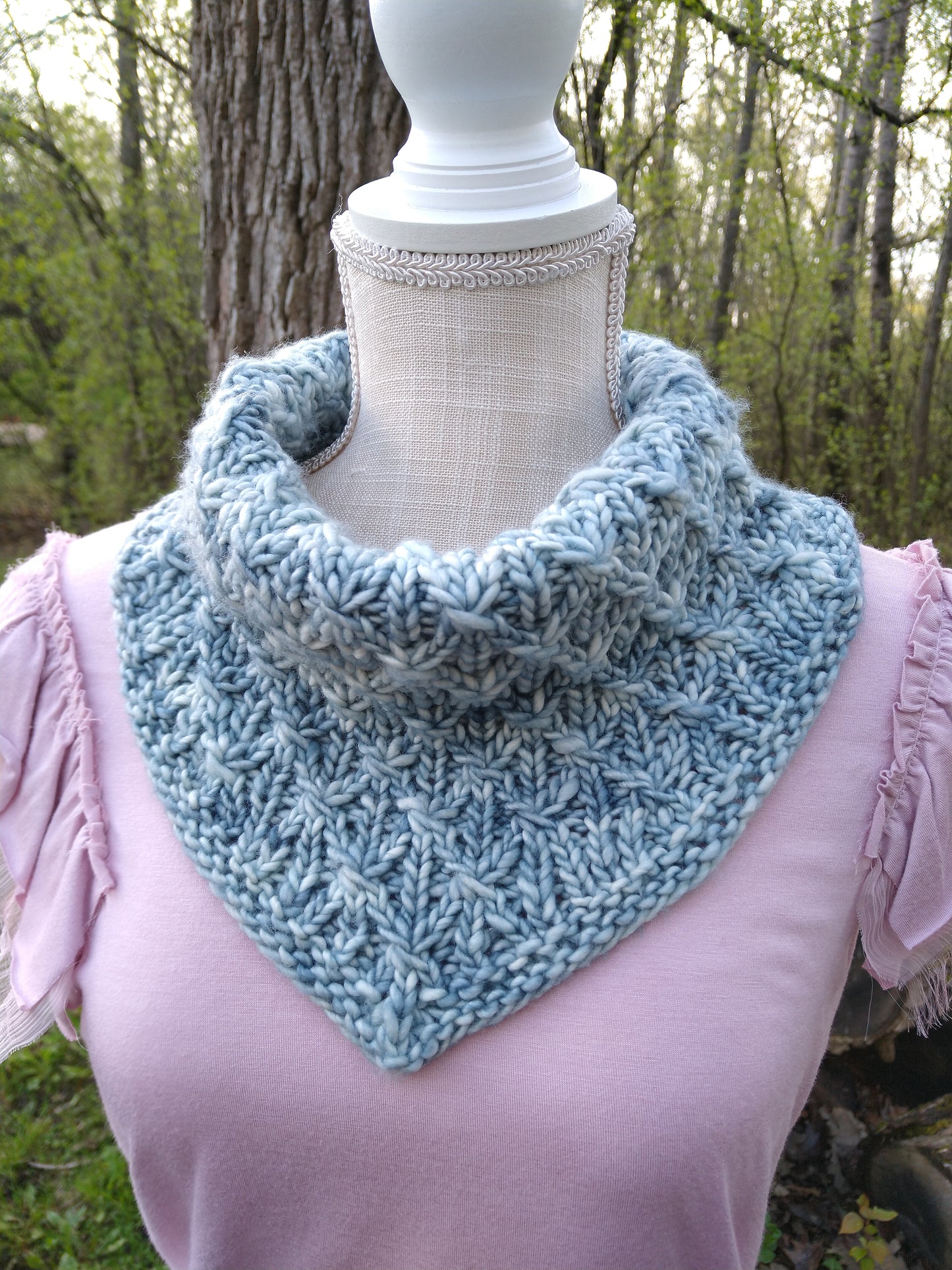 Granger Bandana Cowl Knitting Pattern