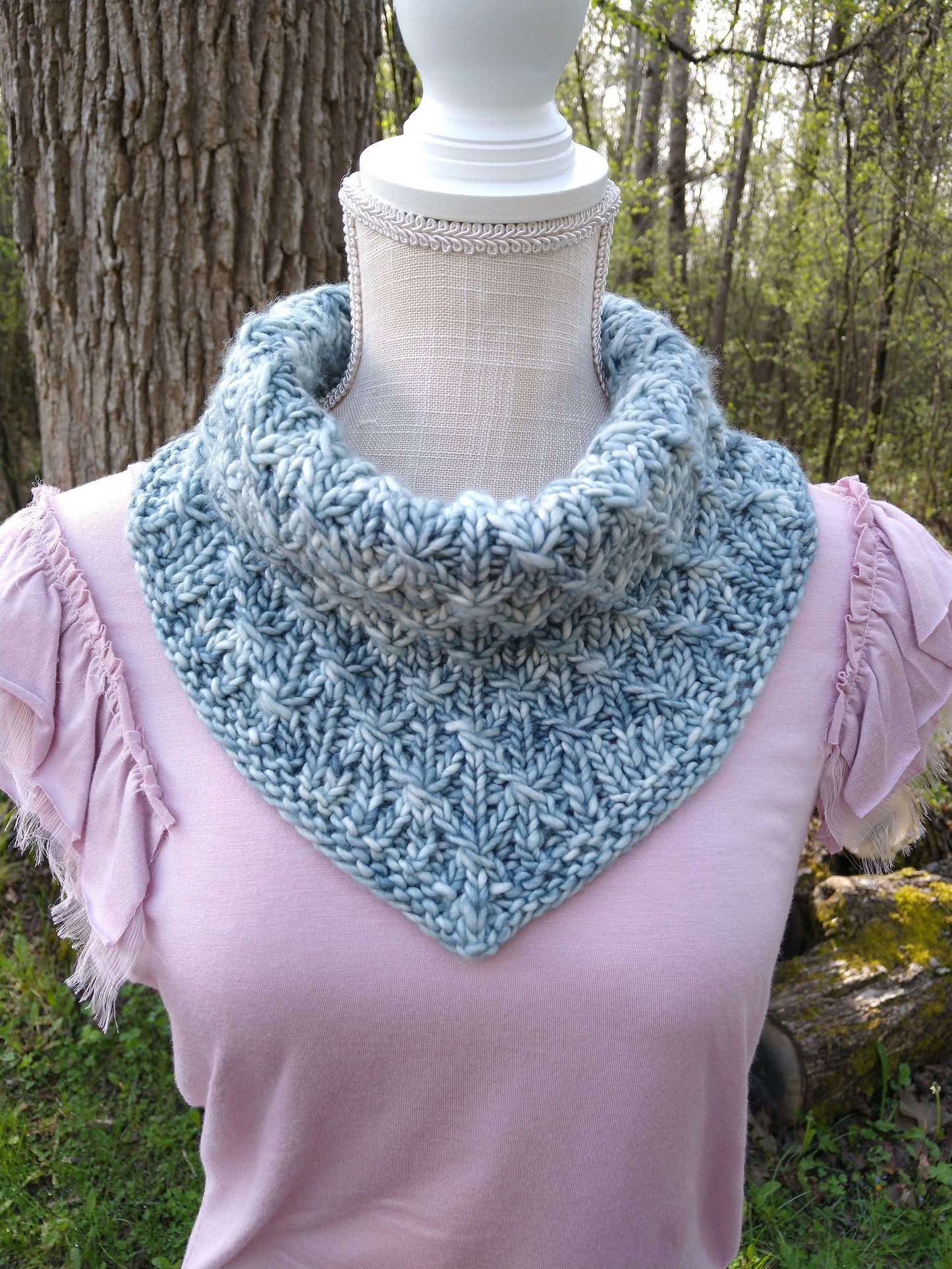 Granger Bandana Cowl Knitting Pattern