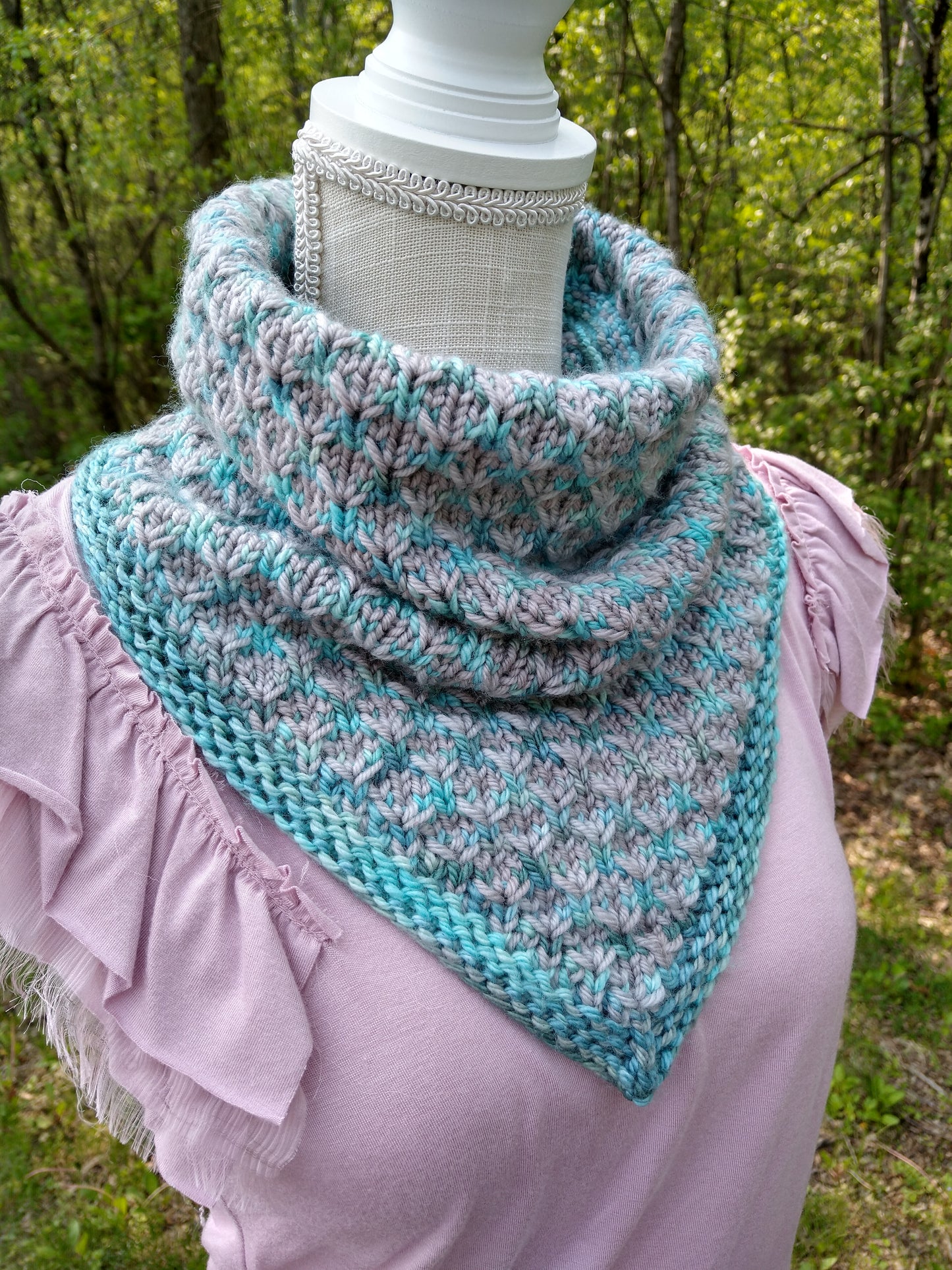 Rosewood Bandana Cowl Knitting Pattern