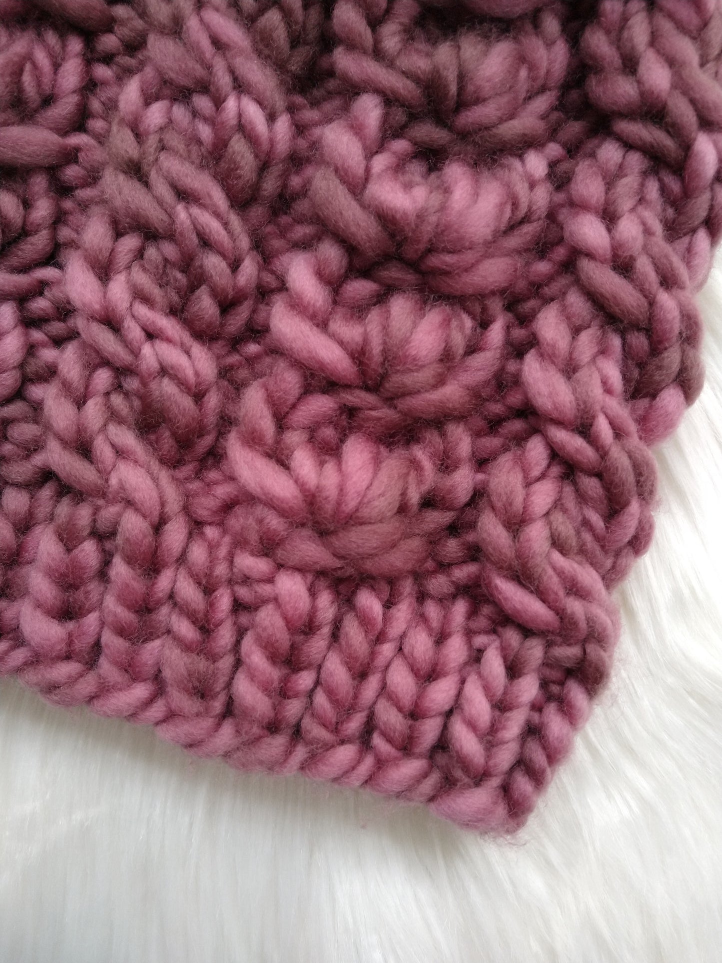 Evans Beanie Knitting Pattern - FREE!