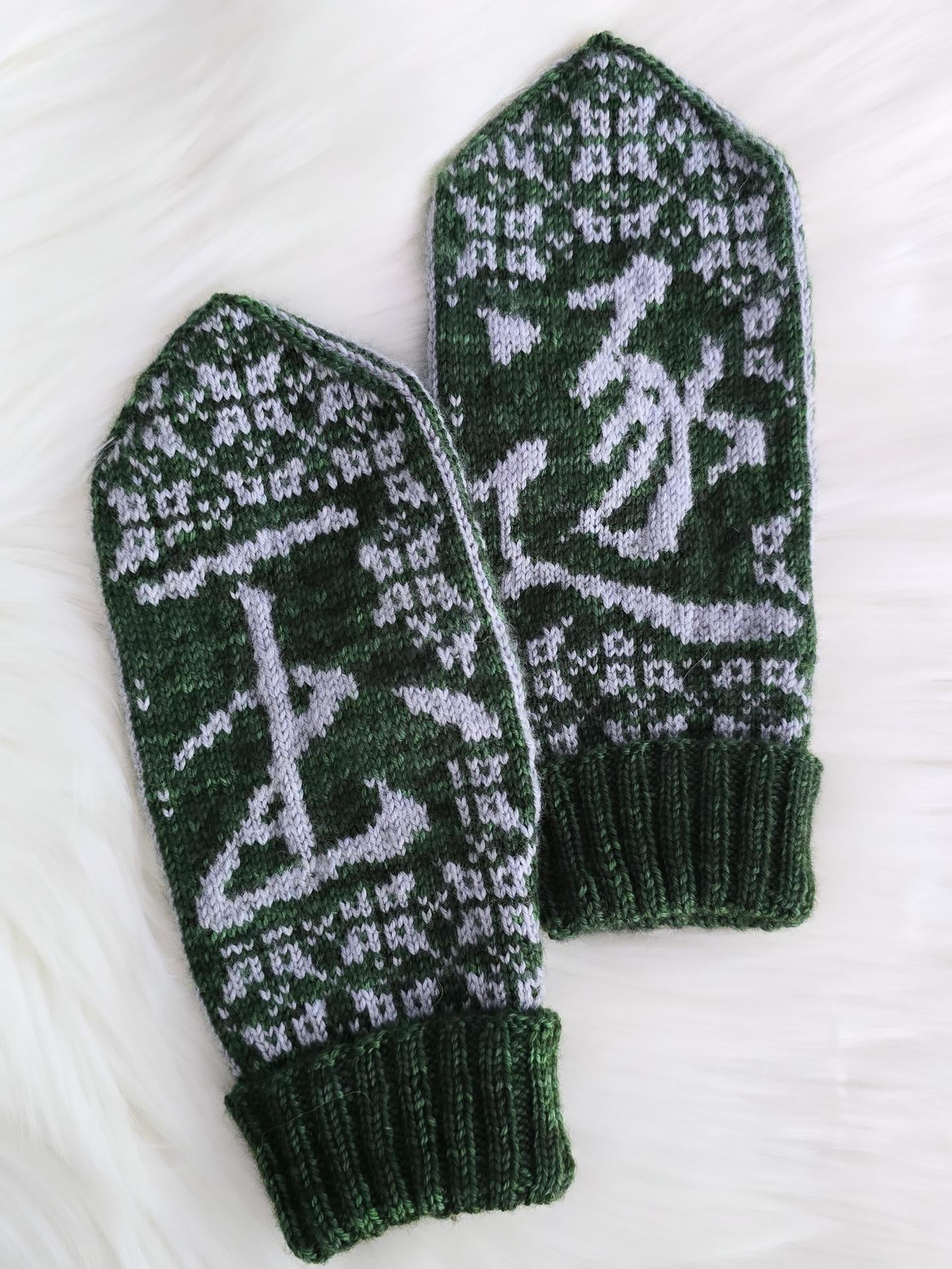 Pursuit of Jade Mittens Knitting Pattern