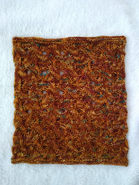 Incendio Cowl Knitting Pattern