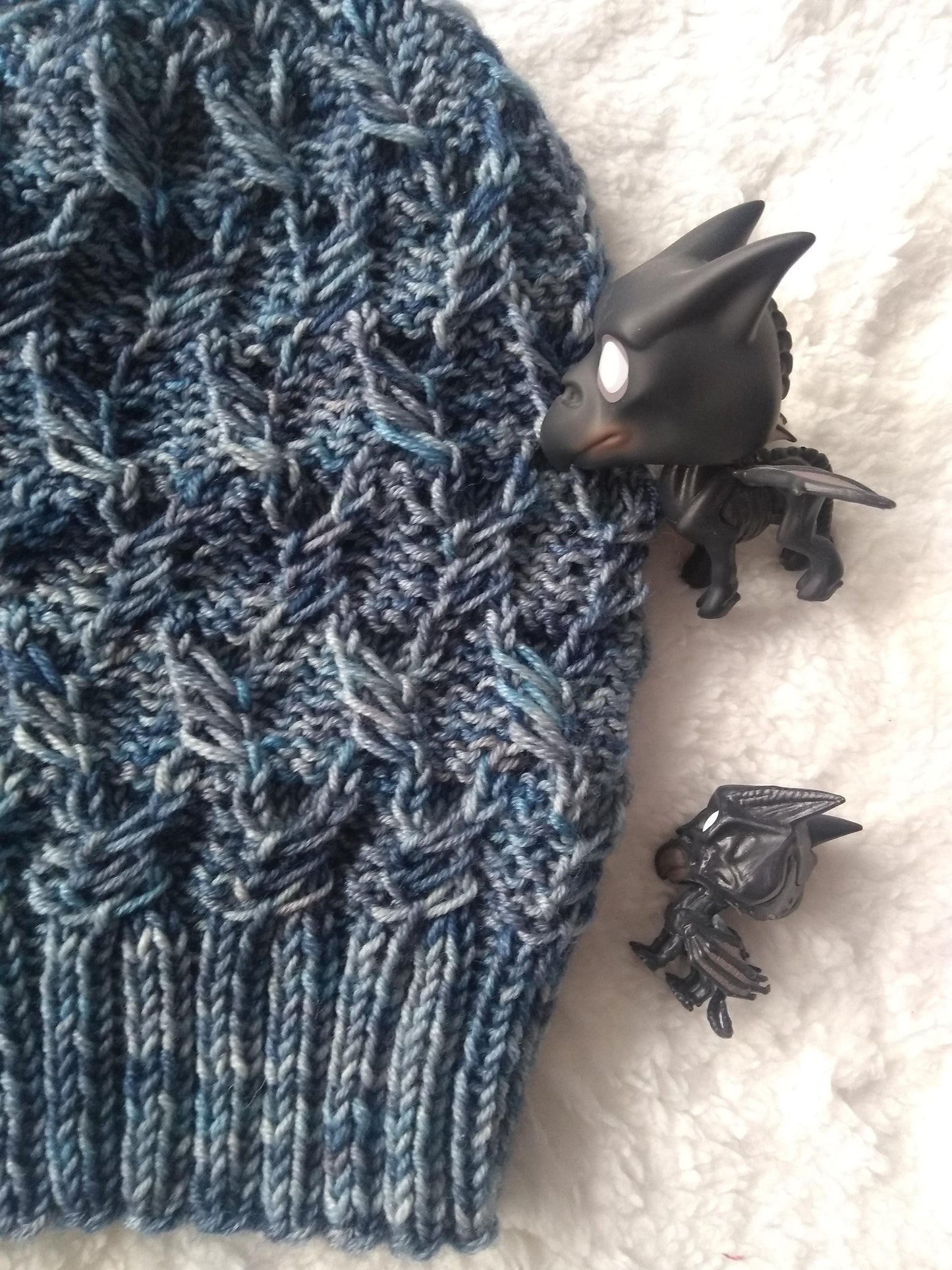 Thestral Hat Knitting Pattern