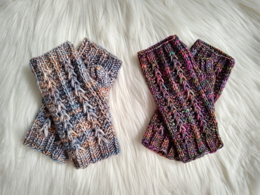 Ridgeback Mitts Knitting Pattern