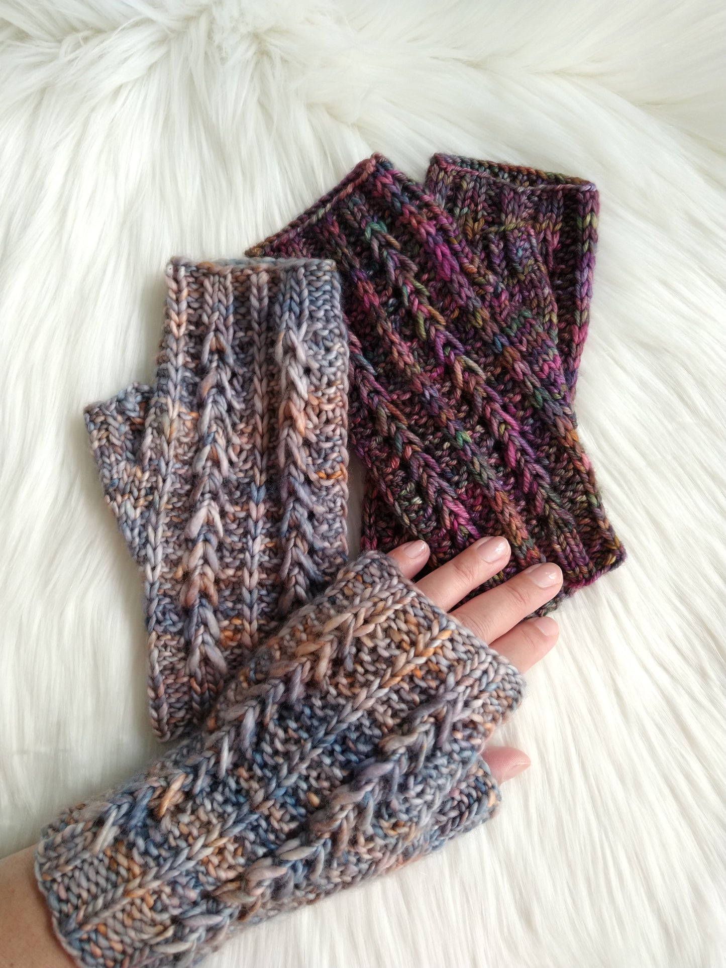 Ridgeback Mitts Knitting Pattern