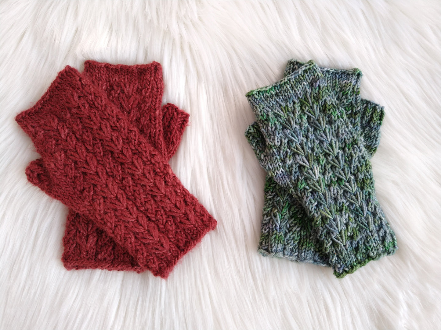 Amortentia Mitts Knitting Pattern