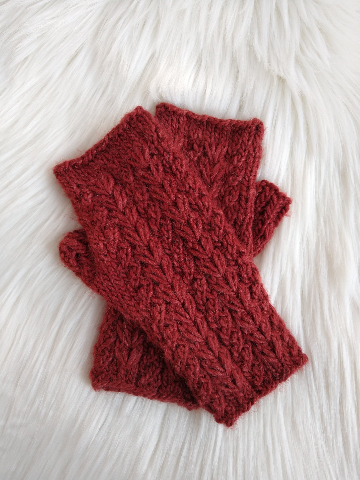 Amortentia Mitts Knitting Pattern