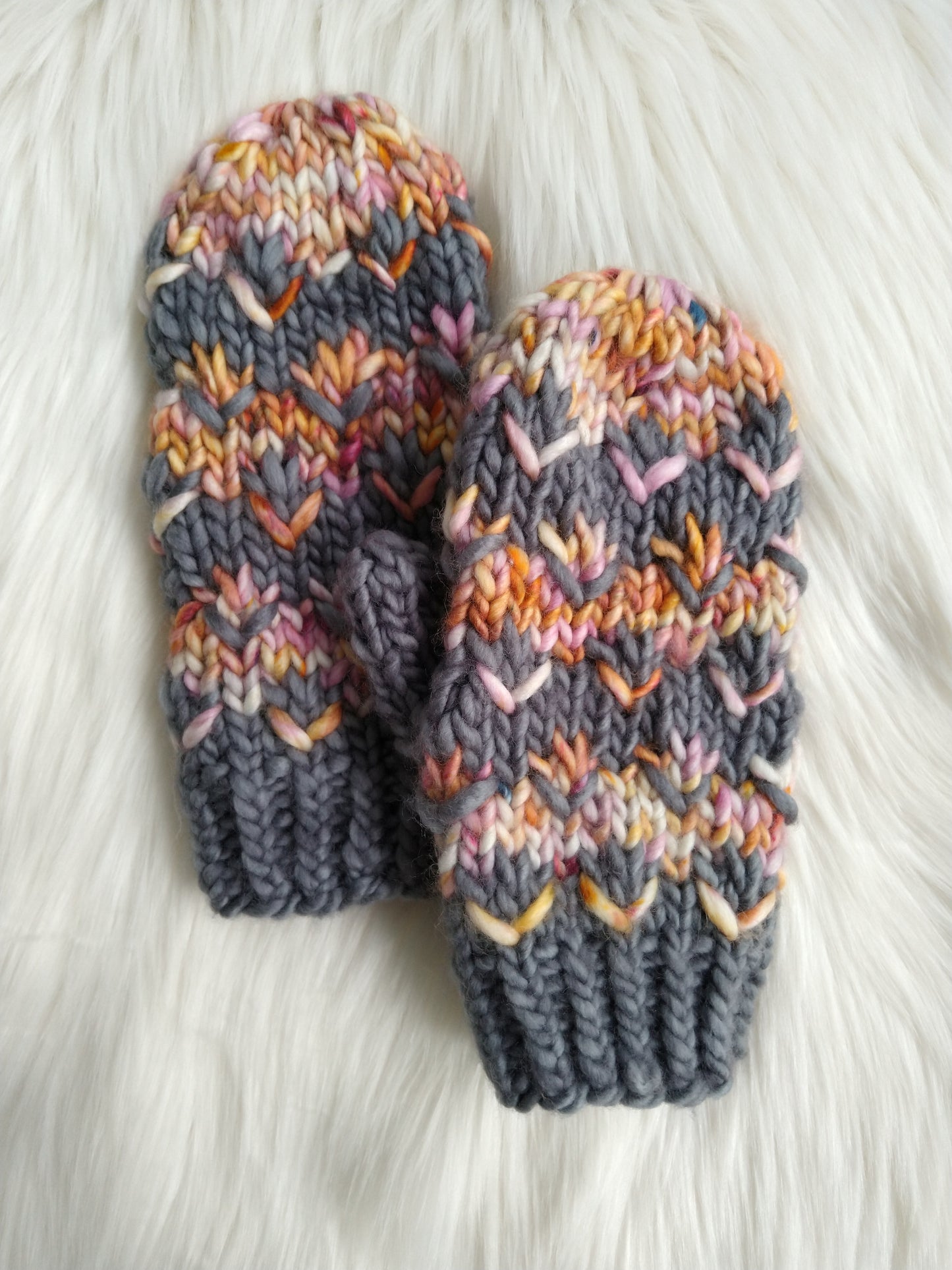 Pomona Mitts (SUPER BULKY only) Knitting Pattern