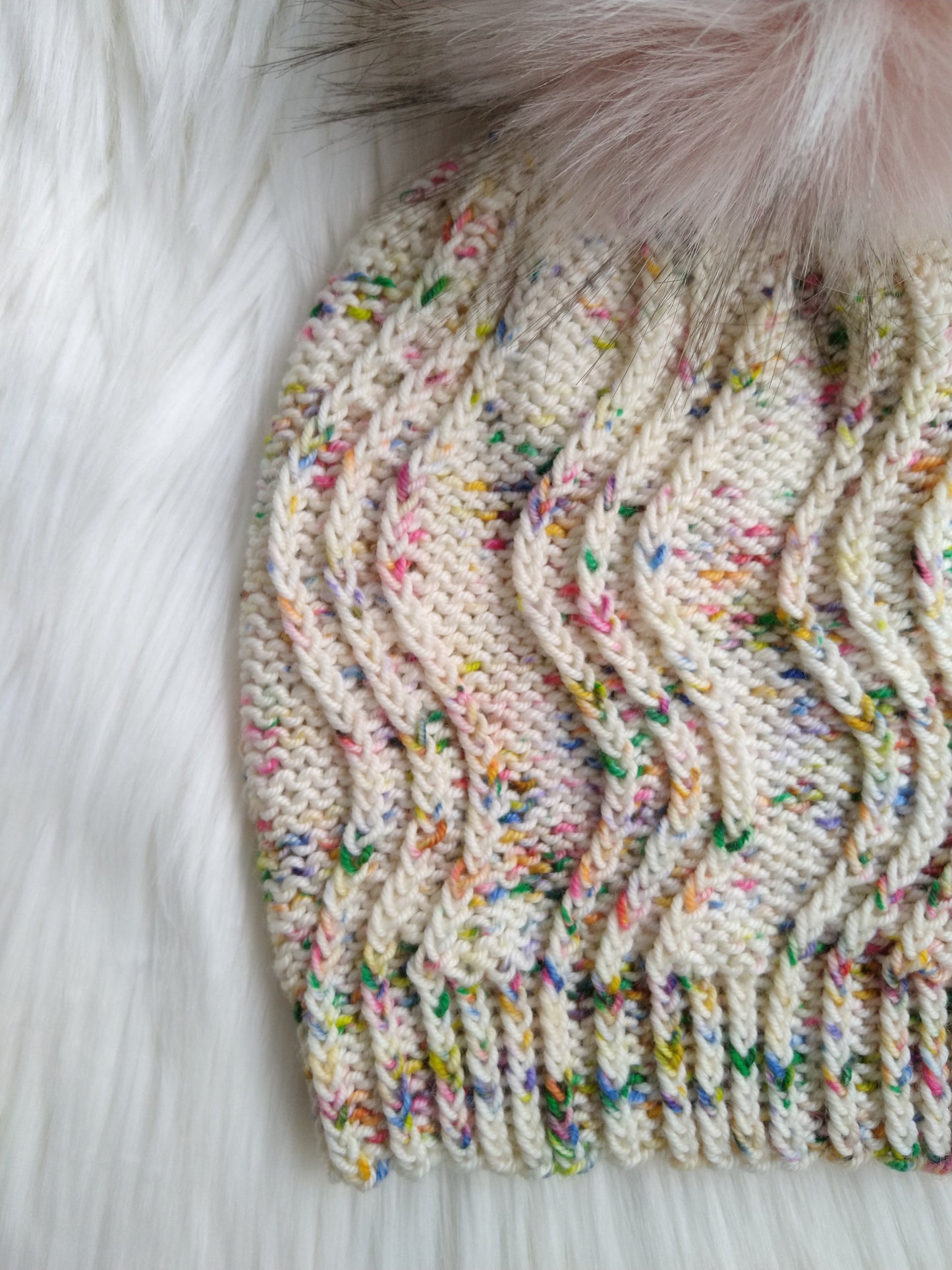 Whizzbees Beanie Knitting Pattern